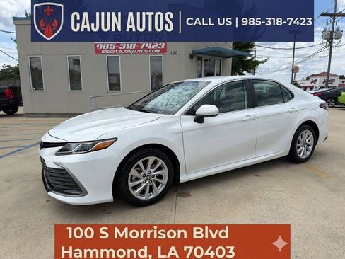 Used 2023 Toyota Camry LE FWD image 1