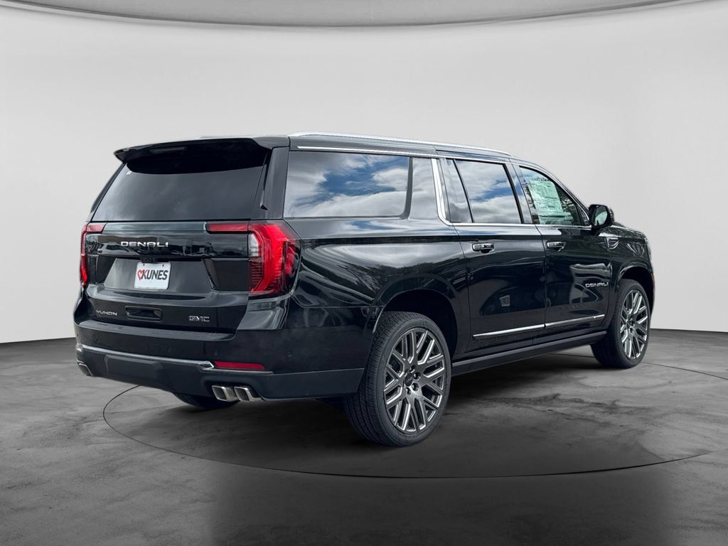 New 2026 GMC Yukon XL Denali Ultimate AWD/4WD image 8