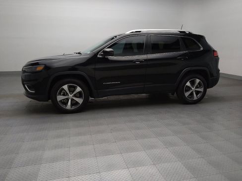 Used 2021 Jeep Cherokee Limited image 2
