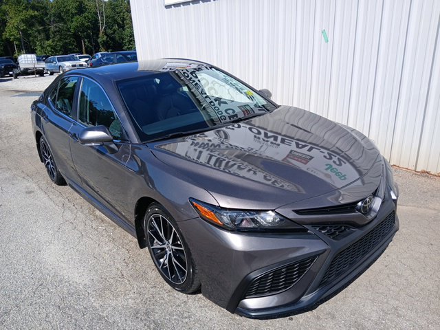 Used 2024 Toyota Camry SE w/ Blackout Package (TMS) FWD image 1