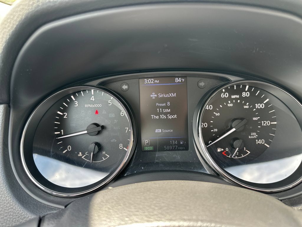 Used 2020 Nissan Rogue S FWD image 18