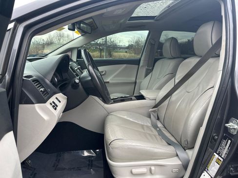 Used 2009 Toyota Venza AWD V6 w/ Premium Pkg #2 image 6