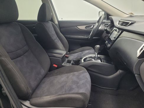 Used 2015 Nissan Rogue SV w/ SV Premium Package image 21