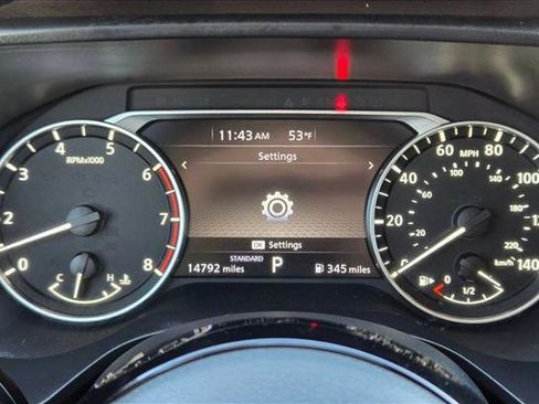 Used 2023 Nissan Rogue SV w/ SV Premium B Package image 11