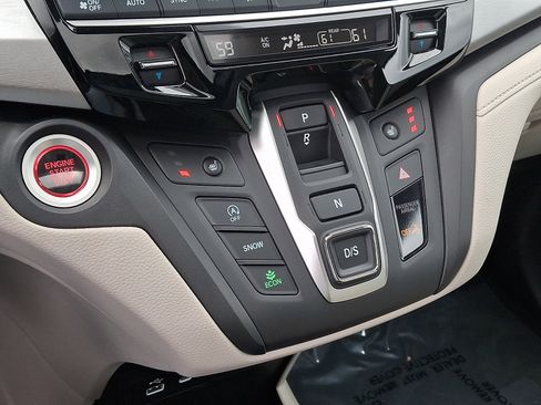 Certified 2025 Honda Odyssey EX-L image 16