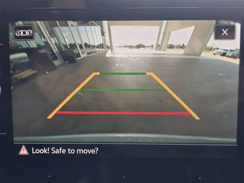 New 2025 Volkswagen Taos SE image 13