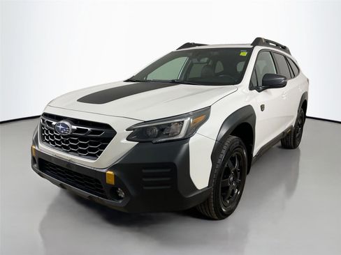 Used 2022 Subaru Outback Wilderness w/ Wilderness Package image 4