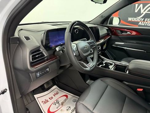 New 2026 Chevrolet Traverse Z71 image 13