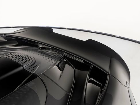 Used 2025 McLaren 750S Spider RWD image 46