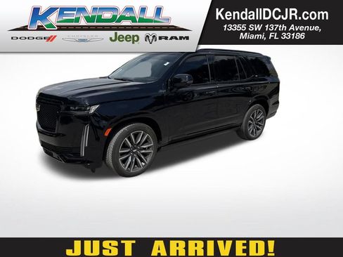 Used 2024 Cadillac Escalade Sport Platinum AWD/4WD image 1