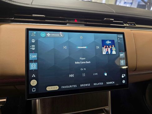 New 2026 Land Rover Range Rover SE image 29