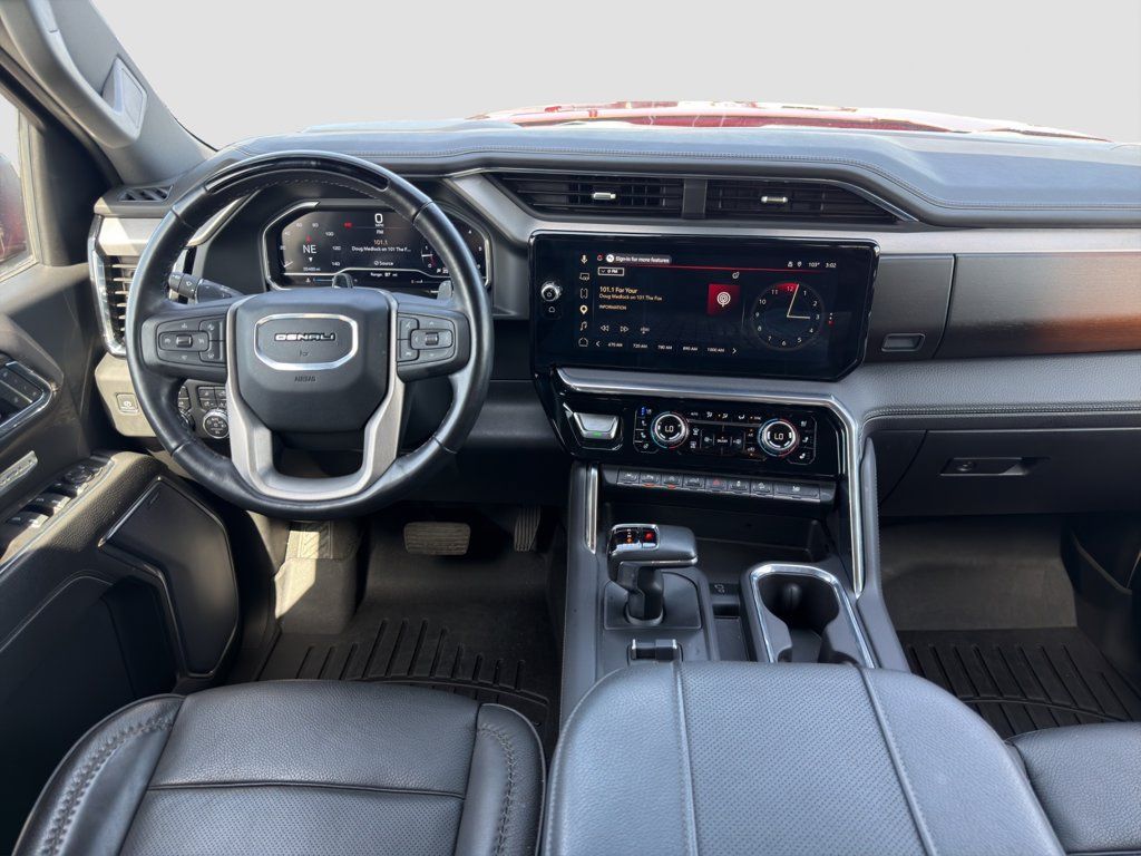 Used 2024 GMC Sierra 1500 Denali AWD/4WD image 14