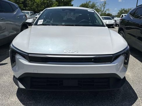 Used 2025 Kia K4 FWD image 13