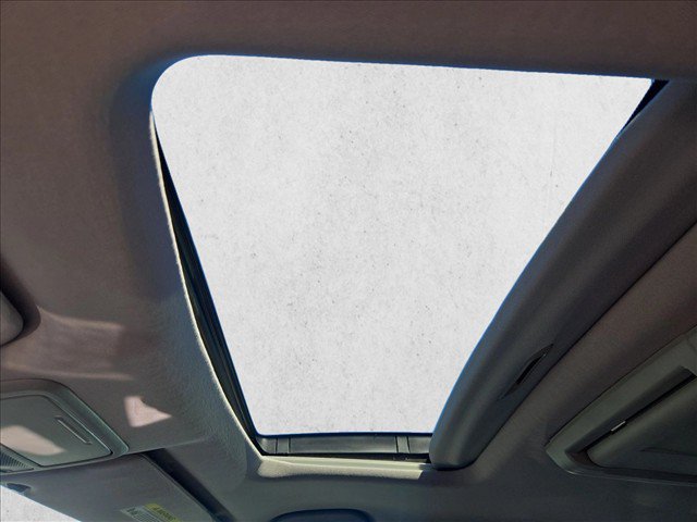 Used 2016 Honda Pilot Elite image 15