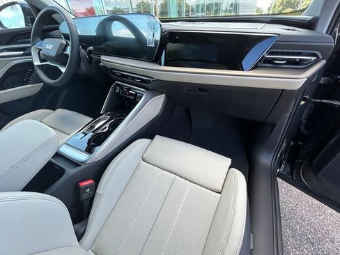 New 2025 Audi Q5 Premium Plus image 43