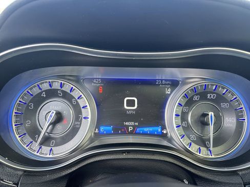 Used 2018 Chrysler 300 Limited w/ Safetytec Plus Group image 22