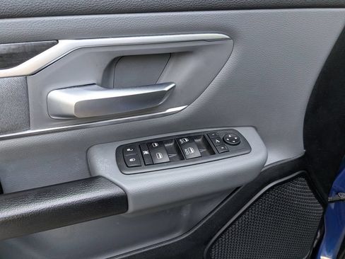 Used 2019 RAM 1500 Big Horn AWD/4WD image 26