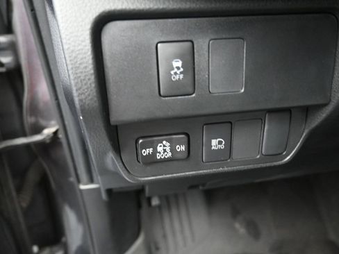 Used 2023 Toyota Tacoma SR5 w/ Technology Package AWD/4WD image 9