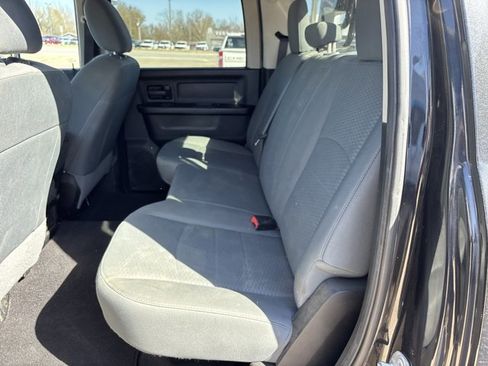 Used 2018 RAM 3500 Tradesman w/ Chrome Appearance Group image 13