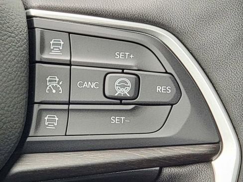 New 2026 Jeep Grand Cherokee L Limited AWD/4WD image 33
