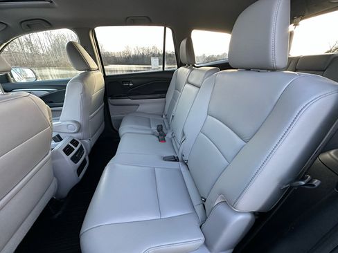 Used 2016 Honda Pilot EX-L image 39