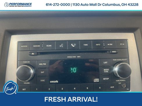 Used 2008 Jeep Commander Sport AWD/4WD image 23