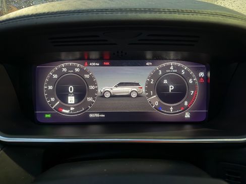 Used 2020 Land Rover Range Rover Sport HST image 19