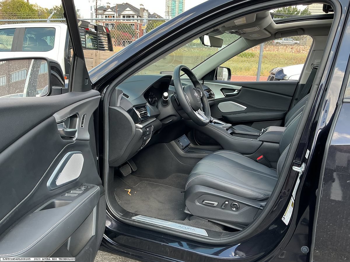 Used 2023 Acura RDX w/ Technology Package FWD image 8