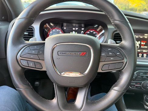 Used 2020 Dodge Charger R/T w/ Blacktop Package image 21