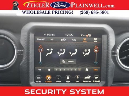 Used 2023 Jeep Wrangler Unlimited Sahara w/ Cold Weather Group image 16