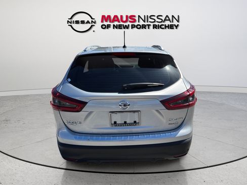 Certified 2022 Nissan Rogue Sport SL w/ Premium Package AWD/4WD image 11