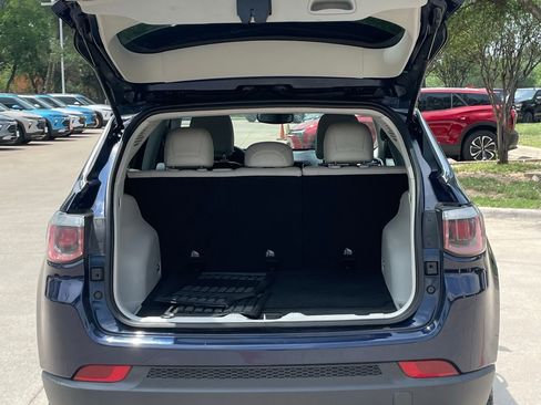 Used 2019 Jeep Compass Limited AWD/4WD image 26