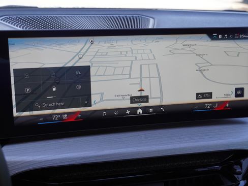 Used 2025 BMW 330i Sedan RWD image 27