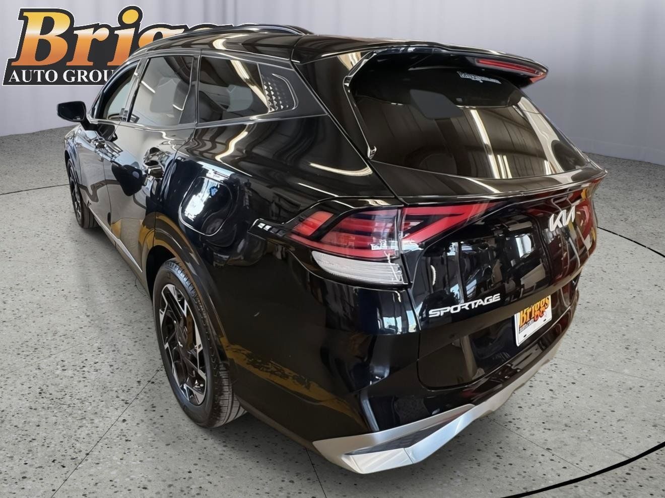 Used 2023 Kia Sportage SX FWD image 3