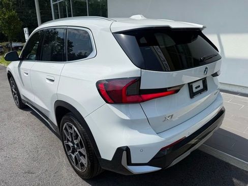 Used 2025 BMW X1 xDrive28i w/ Technology Package image 9