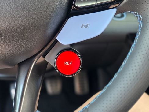 New 2026 Hyundai Elantra N FWD image 33