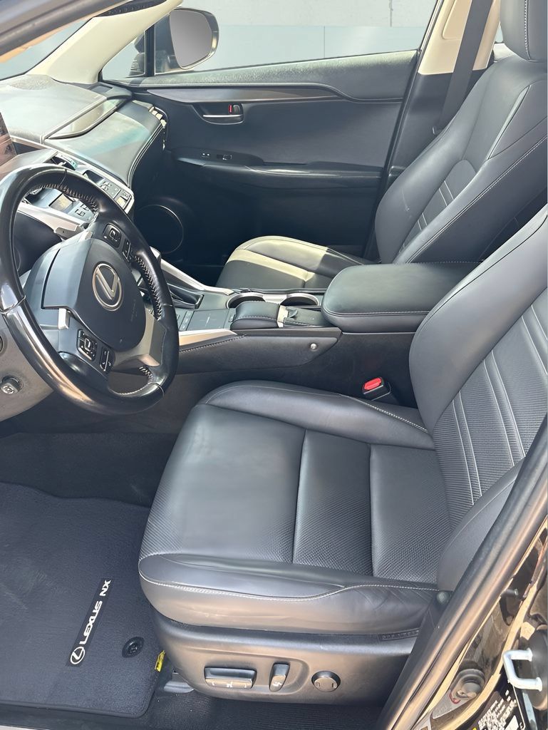 Used 2018 Lexus NX 300 FWD w/ Premium Package image 13