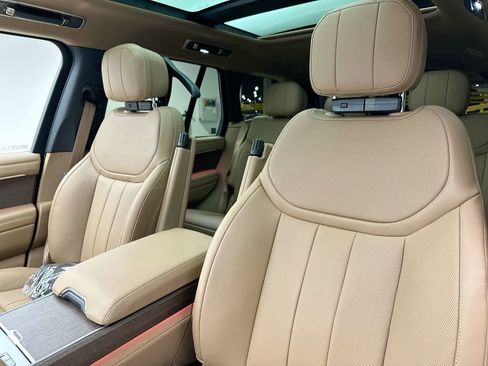 New 2026 Land Rover Range Rover SE AWD/4WD image 10