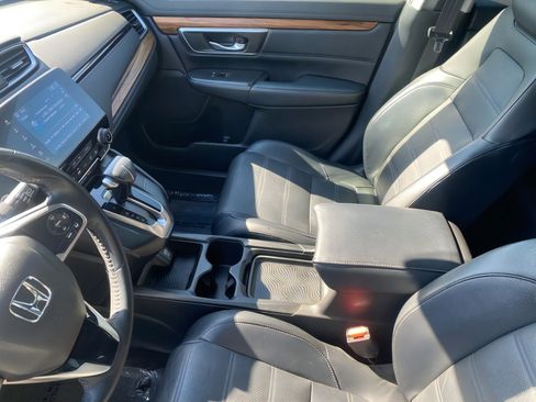 Used 2018 Honda CR-V Touring image 11