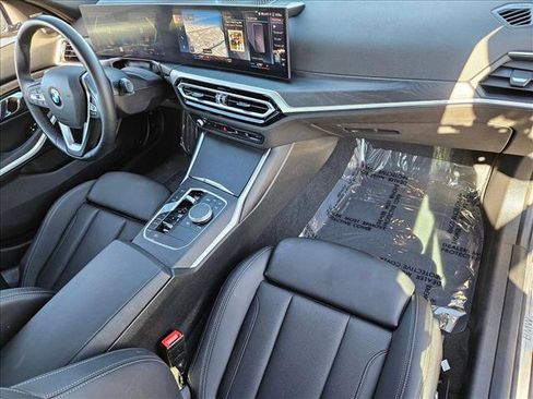 Used 2024 BMW 330i Sedan image 21