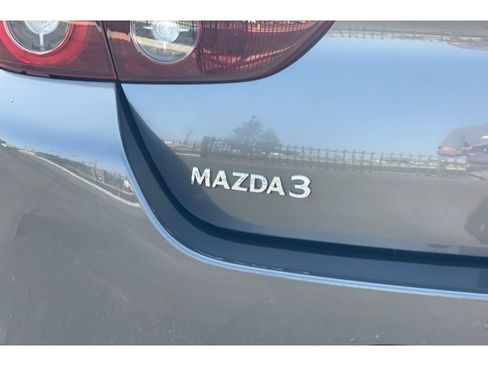 Used 2022 MAZDA MAZDA3 s FWD image 48