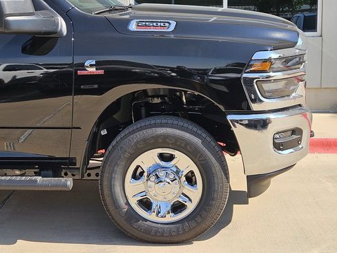 New 2026 RAM 2500 Tradesman AWD/4WD image 6