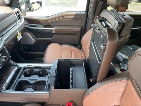 New 2025 Ford F250 King Ranch image 38