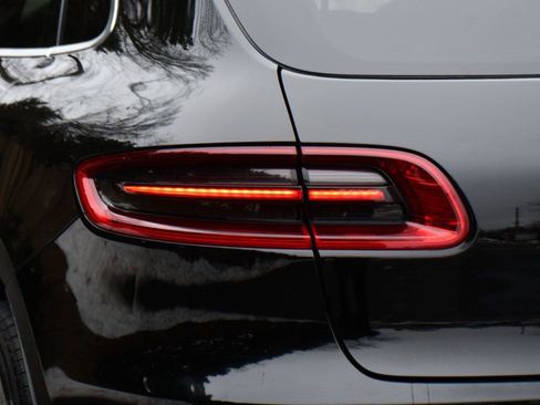 Used 2015 Porsche Macan Turbo image 5