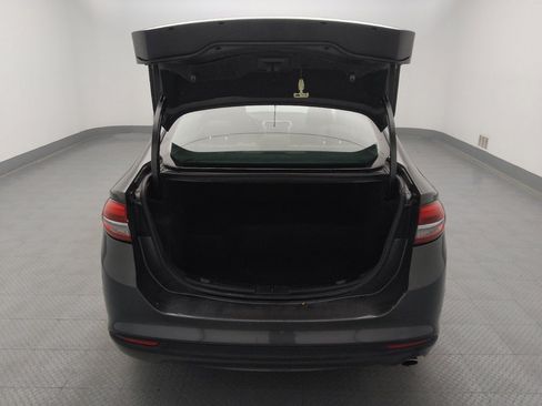 Used 2018 Ford Fusion S FWD image 29