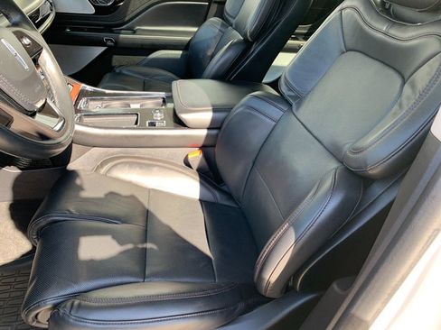 Certified 2023 Lincoln Aviator Reserve w/ Equipment Group 201A AWD/4WD image 18