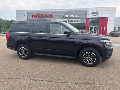 Used 2024 Ford Expedition XLT