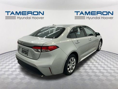 Used 2024 Toyota Corolla LE FWD image 5