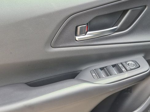 Used 2025 Toyota Prius FWD image 10
