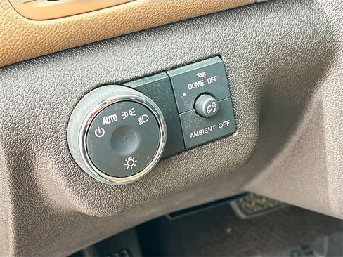 Used 2014 Buick Enclave Leather image 10